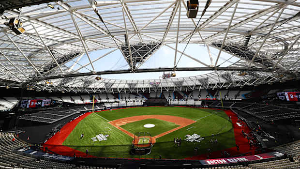 red-sox-yankees-london-media-lead.jpg